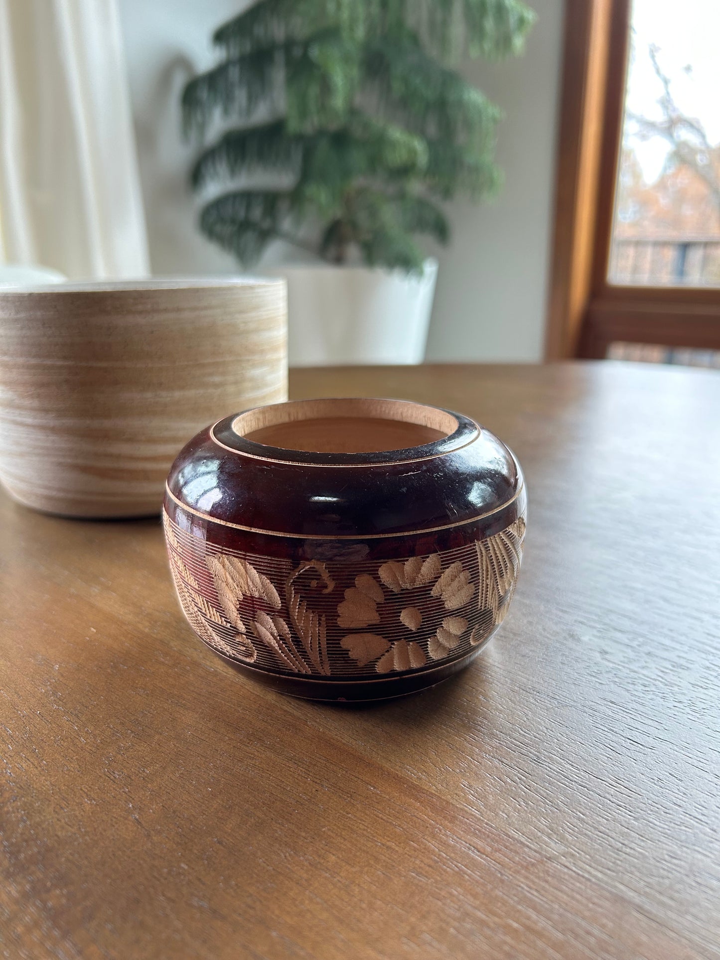 Vintage Japanese Lacquered & Carved Wood Trinket Bowl