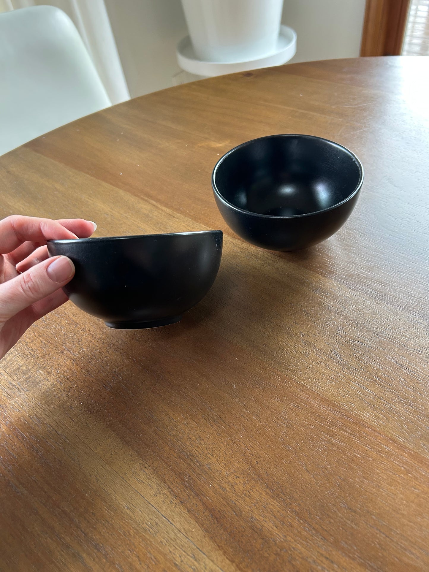 Matte Black Ceramic Bowl (1 bowl)