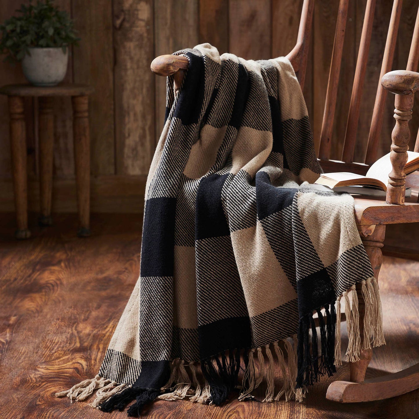 Black Checkered Woven Throw Blanket