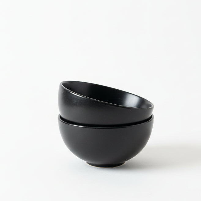 Second-hand matte black ceramic bowls for trinkets