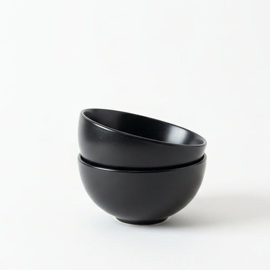 Second-hand matte black ceramic bowls for trinkets